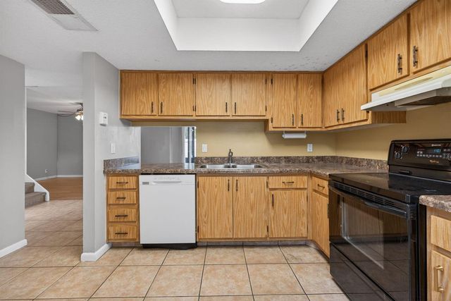 707 Stonewood Court 19c, Jupiter, FL 33458