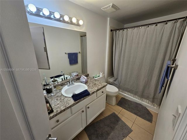 6001 SW 70th St 655, South Miami, FL 33143