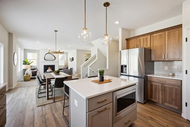 8370 159th Street, Savage, MN 55372