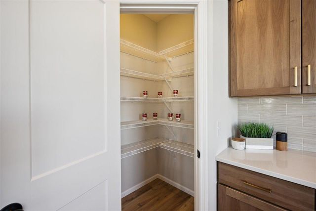 8370 159th Street, Savage, MN 55372