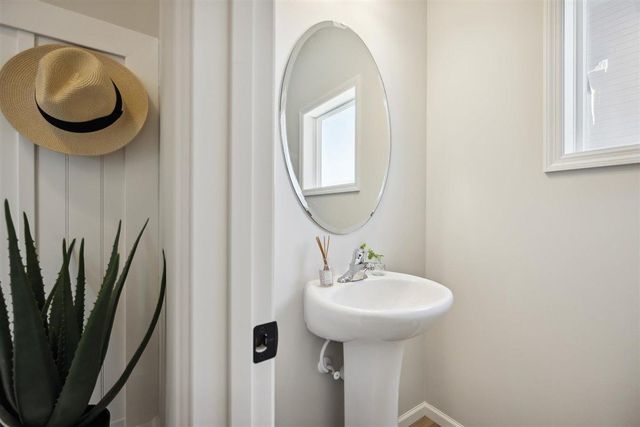 8370 159th Street, Savage, MN 55372