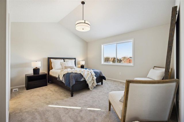 8370 159th Street, Savage, MN 55372