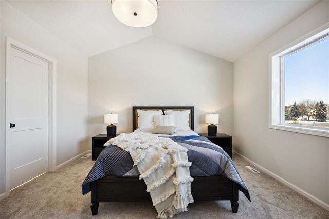 8370 159th Street, Savage, MN 55372