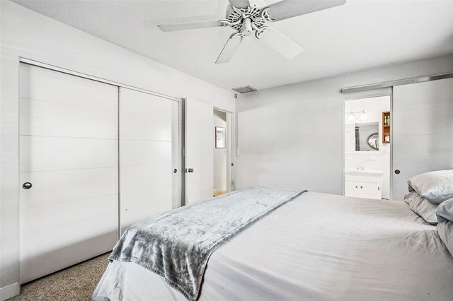2747 JEFFERSON CIRCLE, Sarasota, FL 34239