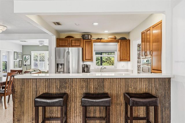 2747 JEFFERSON CIRCLE, Sarasota, FL 34239
