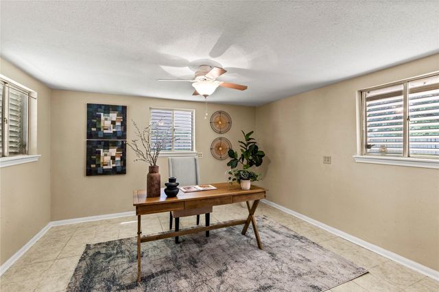 208 Driftwood Street, League City, TX 77573