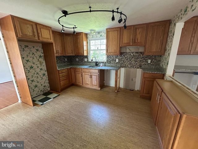 1837 LAWNVIEW DR, Frederick, MD 21702