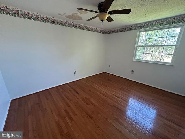 1837 LAWNVIEW DR, Frederick, MD 21702