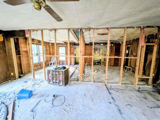 453 Fairview Rd., Camden, AR 71701