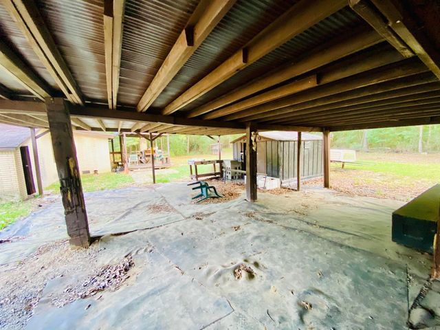 453 Fairview Rd., Camden, AR 71701