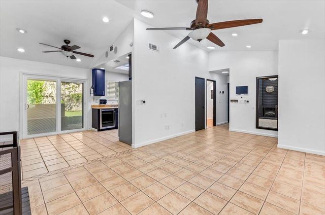 3468 Cattle Dr, Sacramento, CA 95834