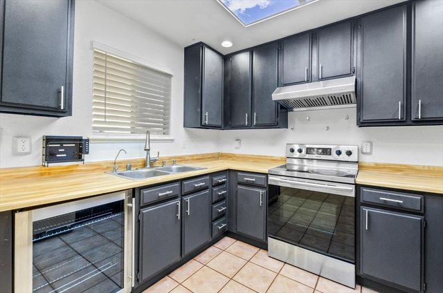 3468 Cattle Dr, Sacramento, CA 95834