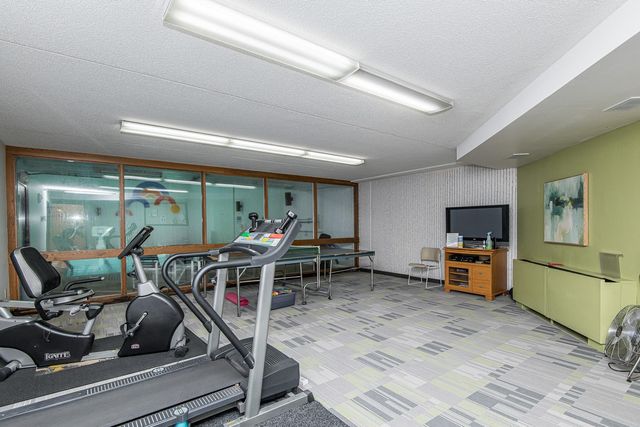 600 4th Street SW 402, Rochester, MN 55902