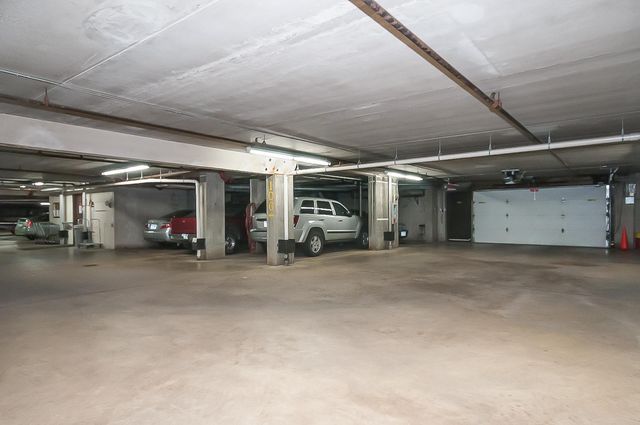 600 4th Street SW 402, Rochester, MN 55902