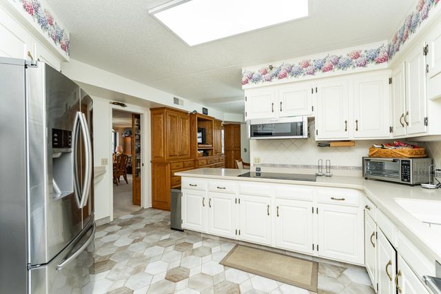 600 4th Street SW 402, Rochester, MN 55902