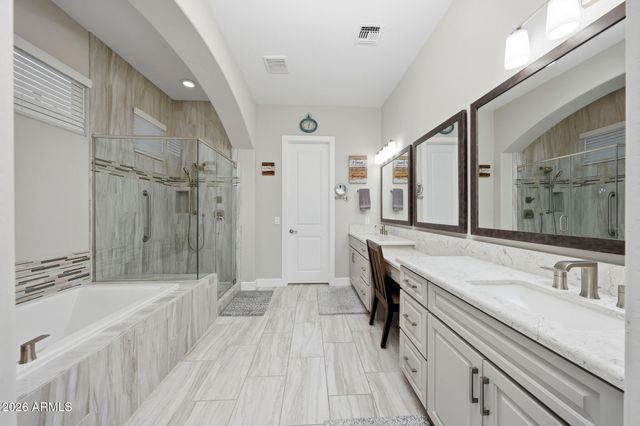 64 E KENNEDIA Drive, Queen Creek, AZ 85140