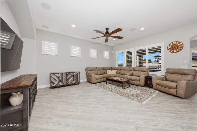 64 E KENNEDIA Drive, Queen Creek, AZ 85140