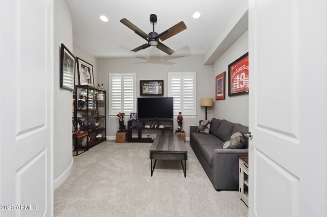 64 E KENNEDIA Drive, Queen Creek, AZ 85140