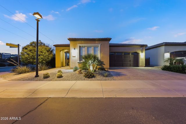 64 E KENNEDIA Drive, Queen Creek, AZ 85140