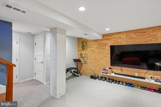 6404 WESTERN AVE, Chevy Chase, MD 20815