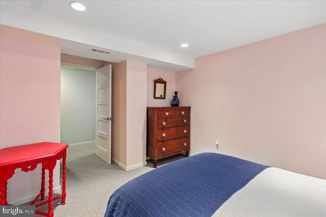 6404 WESTERN AVE, Chevy Chase, MD 20815