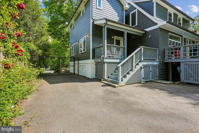 6404 WESTERN AVE, Chevy Chase, MD 20815