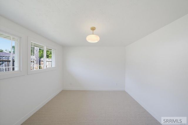 1063 Irving Street, Idaho Falls, ID 83401