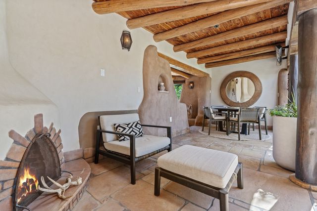 905 Camino Santander, Santa Fe, NM 87505