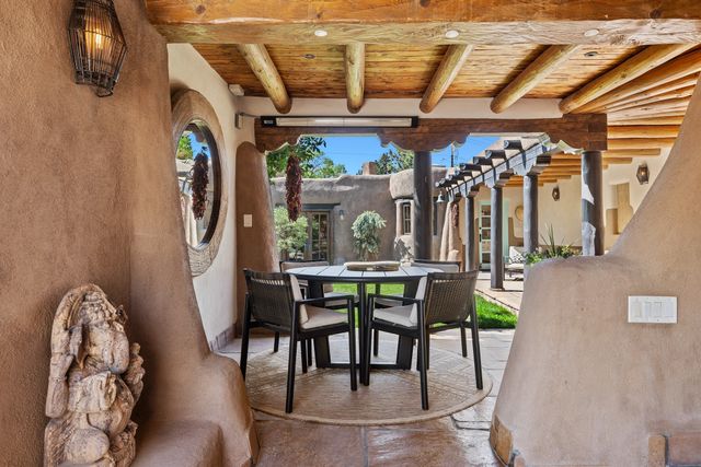 905 Camino Santander, Santa Fe, NM 87505