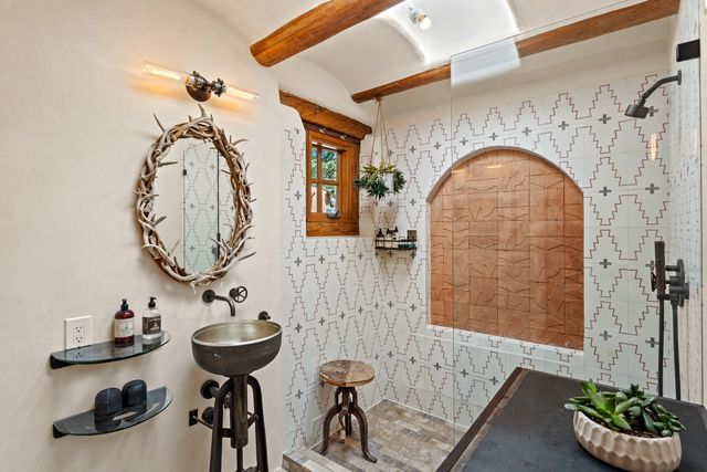 905 Camino Santander, Santa Fe, NM 87505