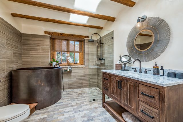 905 Camino Santander, Santa Fe, NM 87505