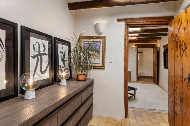905 Camino Santander, Santa Fe, NM 87505