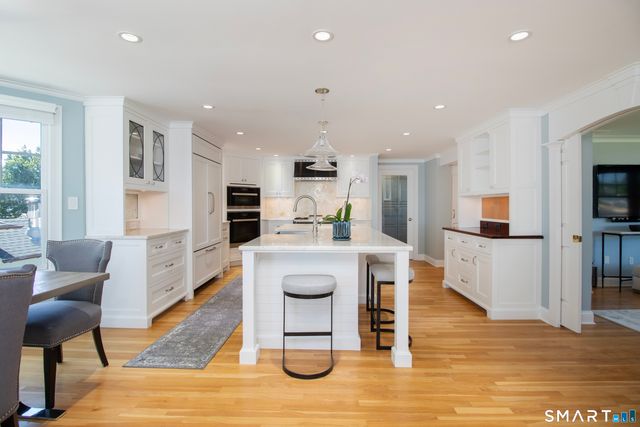 60 Island View Avenue, Branford, CT 06405