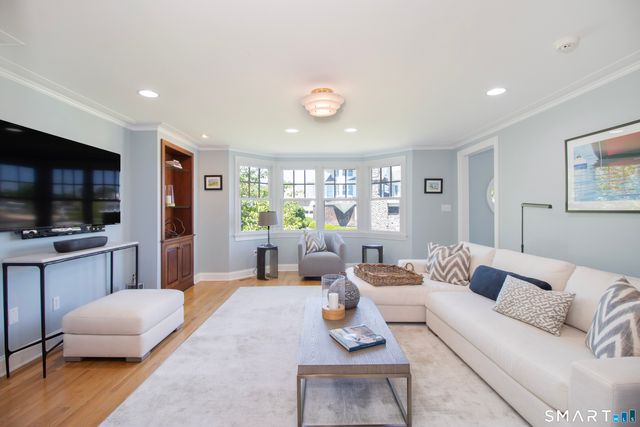 60 Island View Avenue, Branford, CT 06405