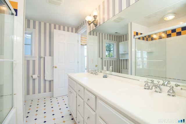 60 Island View Avenue, Branford, CT 06405