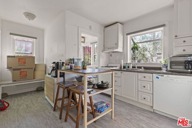 1113 Poinsettia Drive, West Hollywood, CA 90046