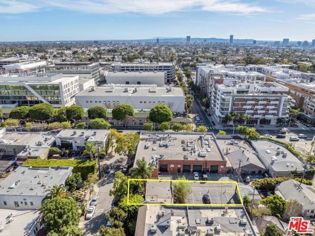 1113 Poinsettia Drive, West Hollywood, CA 90046