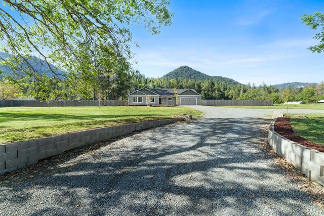 2355 Fish Hatchery Road, Grants Pass, OR 97527