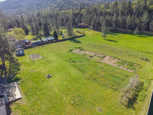 2355 Fish Hatchery Road, Grants Pass, OR 97527