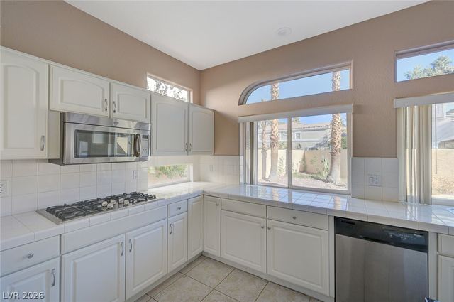 1934 Grey Eagle Street, Henderson, NV 89074