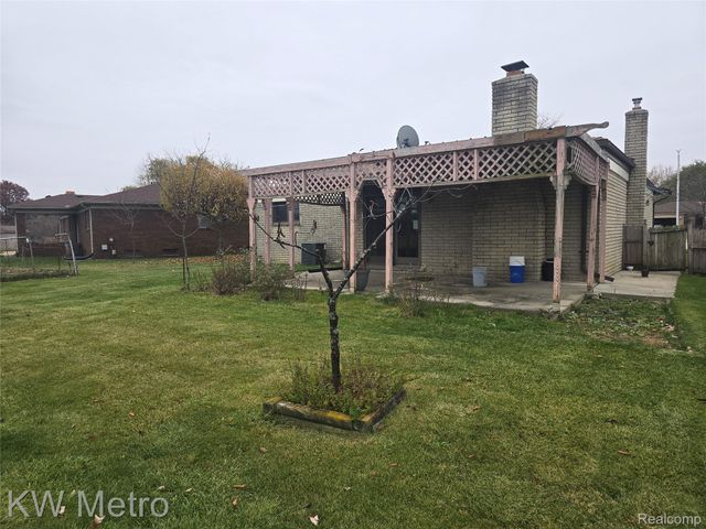 14041 Brougham Drive, Sterling Heights, MI 48312