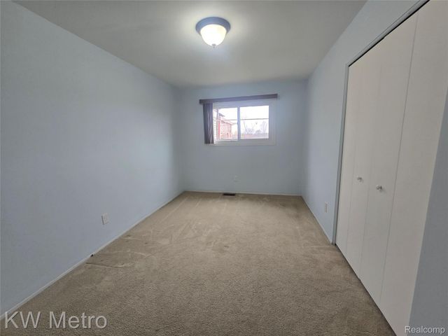 14041 Brougham Drive, Sterling Heights, MI 48312