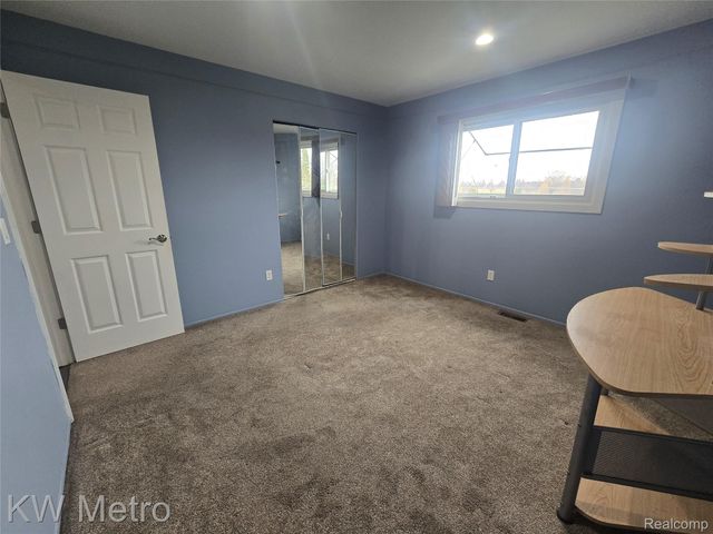 14041 Brougham Drive, Sterling Heights, MI 48312