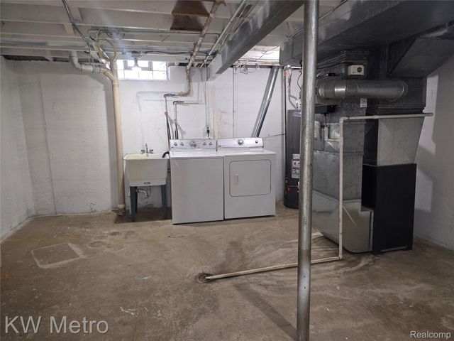 14041 Brougham Drive, Sterling Heights, MI 48312