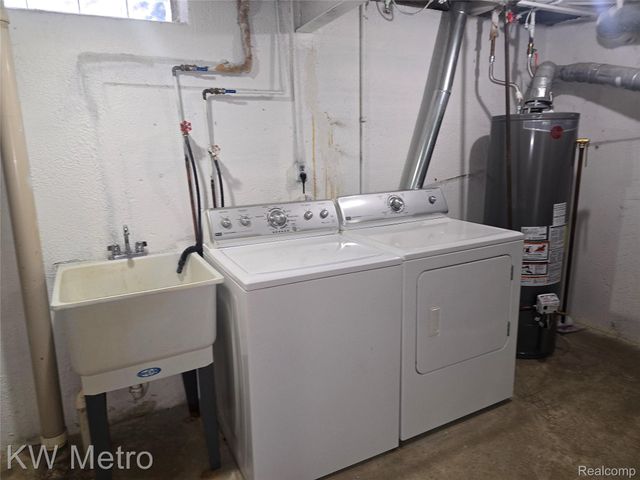 14041 Brougham Drive, Sterling Heights, MI 48312