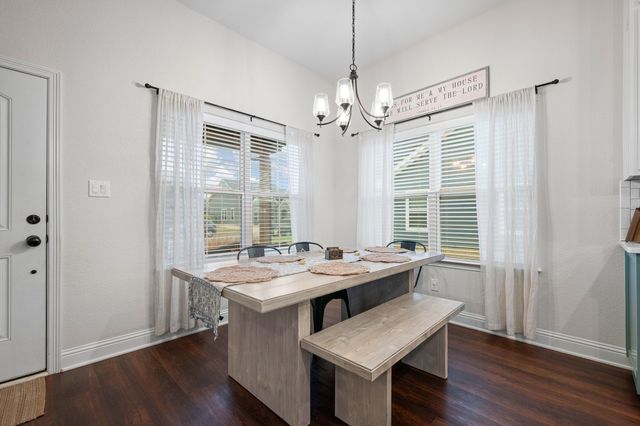 1556 Lizzie Lane, Burleson, TX 76028