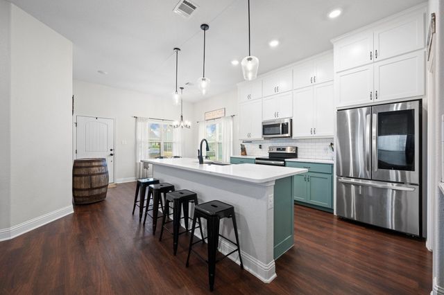 1556 Lizzie Lane, Burleson, TX 76028