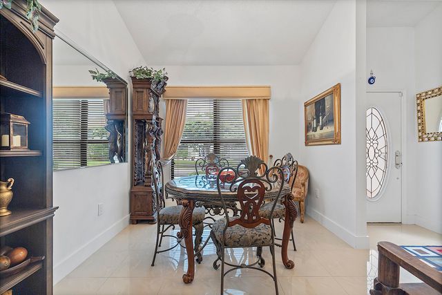 761 Greenbriar Avenue, Davie, FL 33325