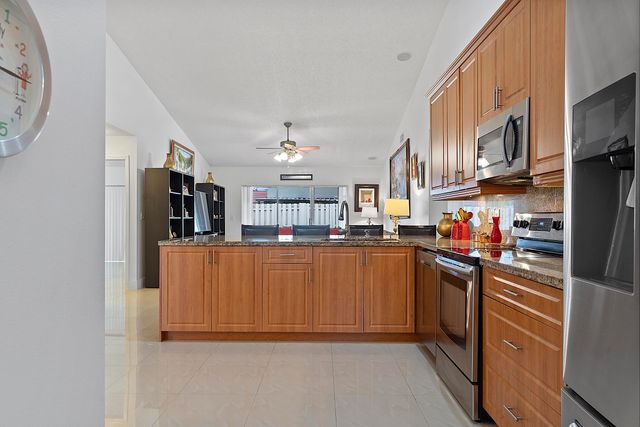 761 Greenbriar Avenue, Davie, FL 33325