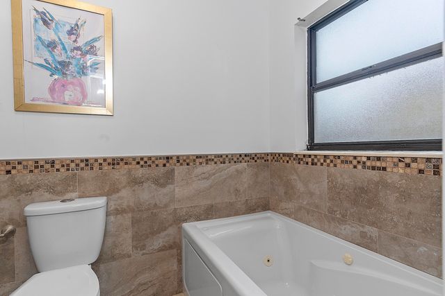 761 Greenbriar Avenue, Davie, FL 33325